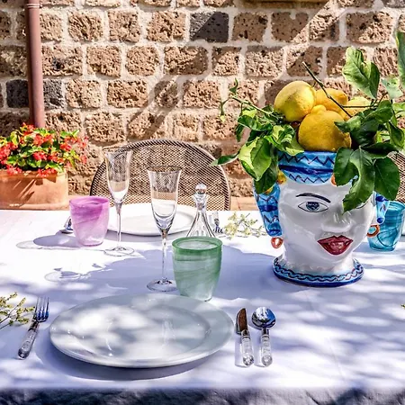 Romantic Garden Villa *