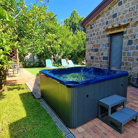 Romantic Garden Vila