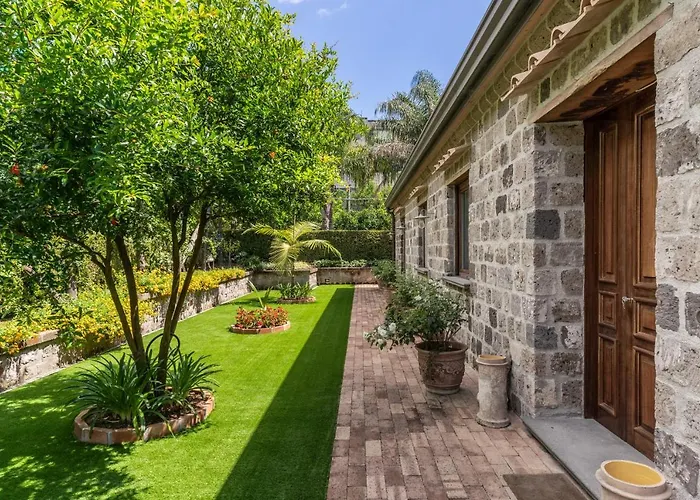 Romantic Garden * Σορέντο