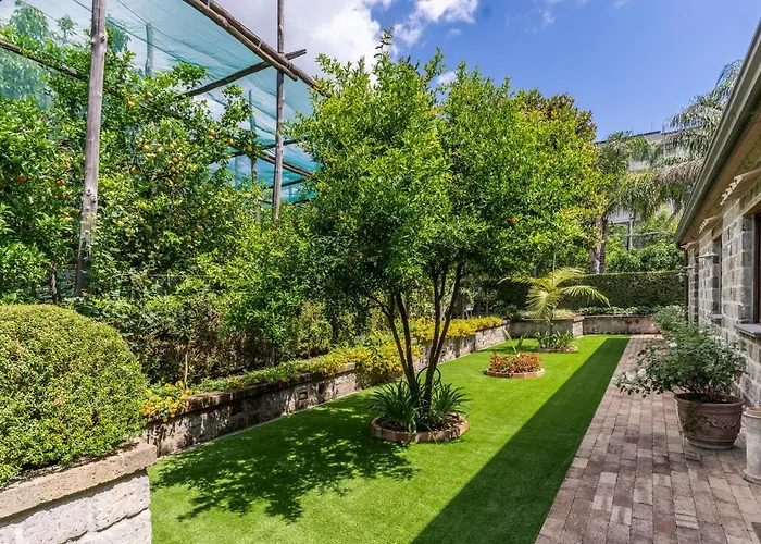 Romantic Garden Σορέντο
